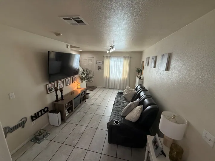 Casa de tres habitaciones y tres baños, foto 5