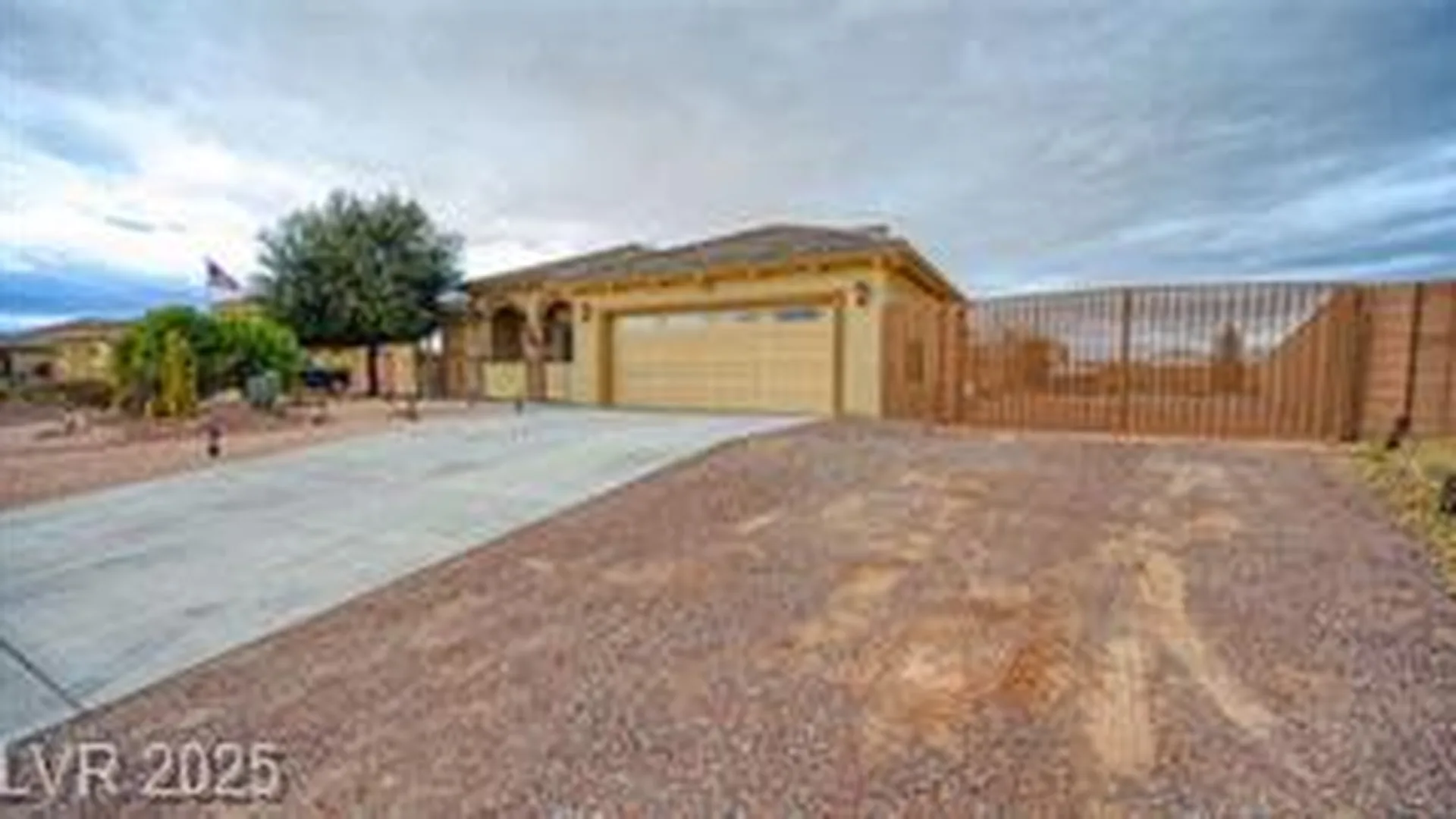 Casa de tres habitaciones en Sandpebble Street, Pahrump, Nevada