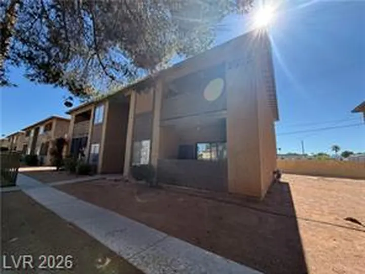 Propiedad multifamiliar en Wheelwright Drive, Las Vegas, foto 1