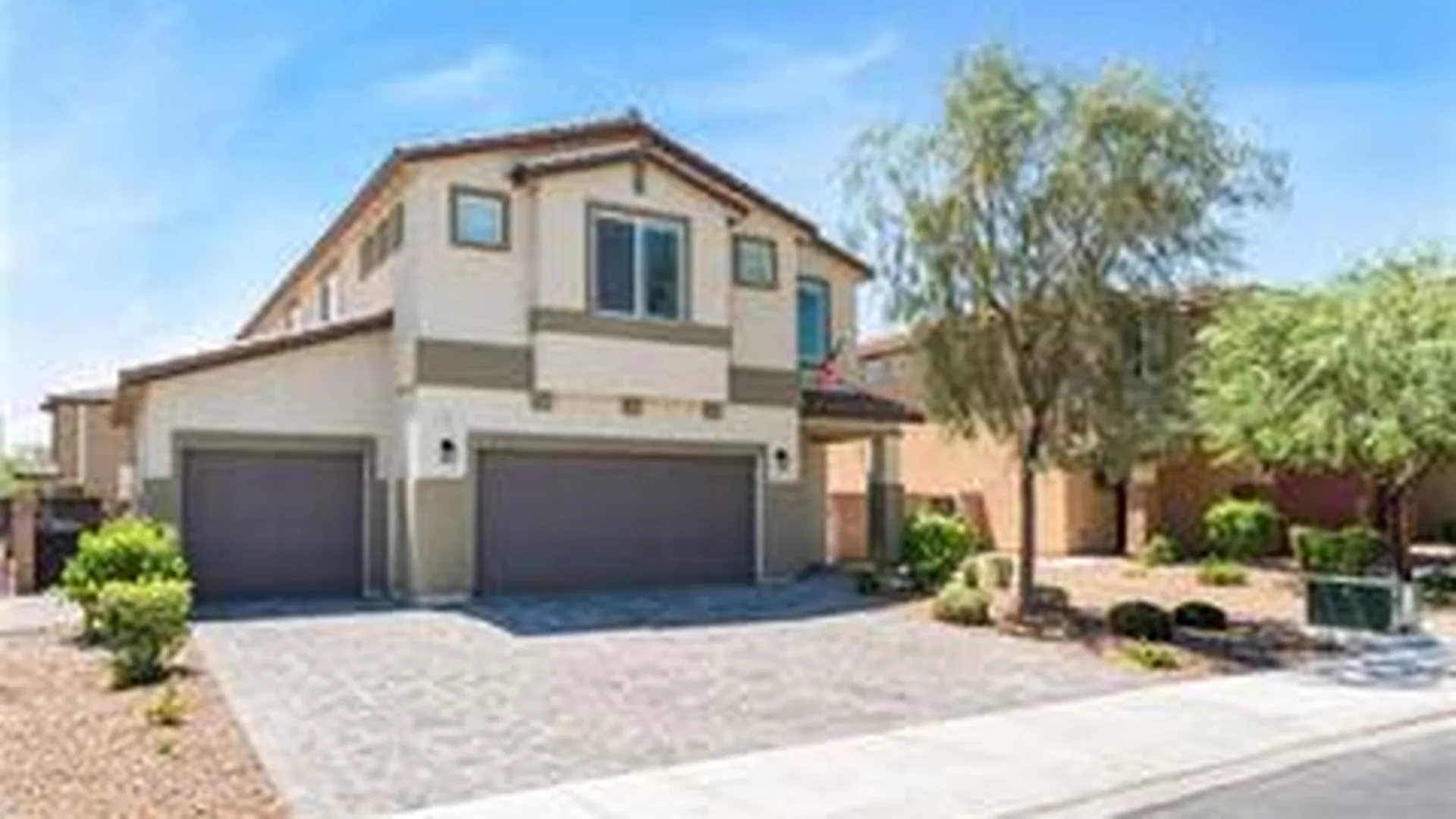Casa de cinco habitaciones en Willow Berry, North Las Vegas, Nevada