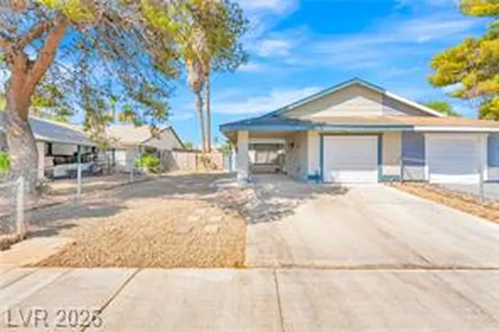 Townhouse en Winterwood Boulevard, Las Vegas, foto 1